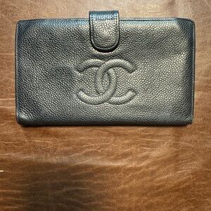 Chanel black Leather Wallet